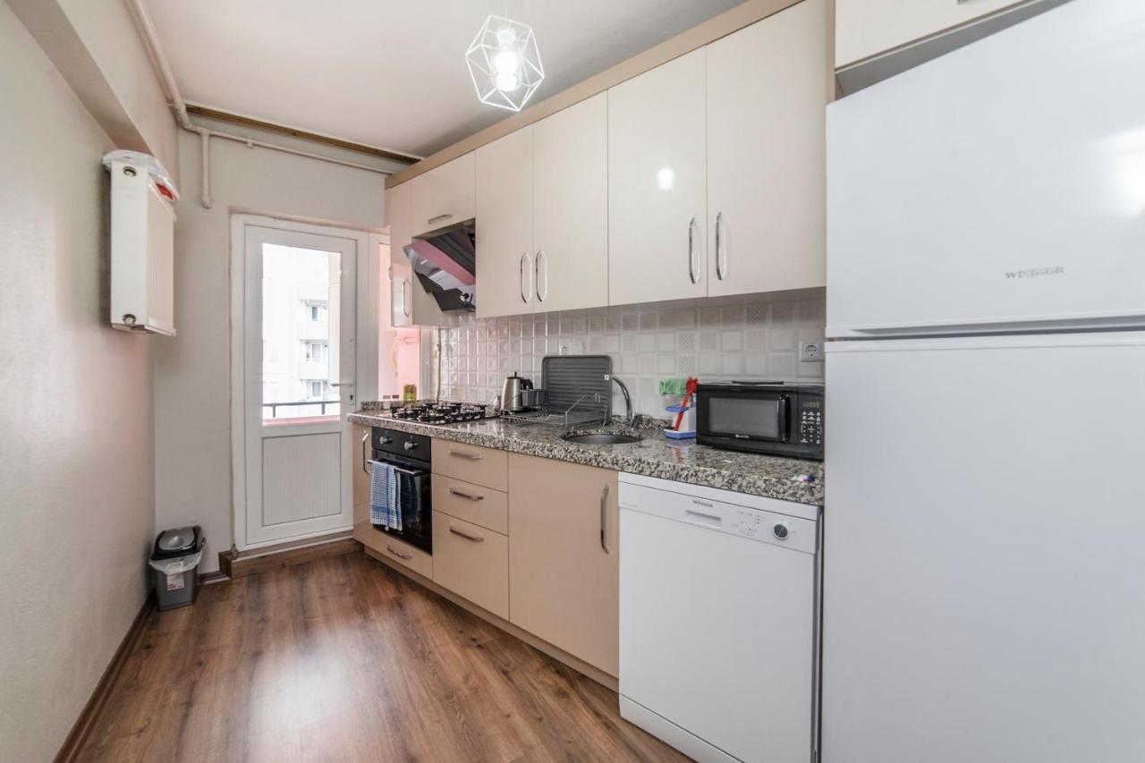 Centrally Located 2 Bedroom Apt With Netflix Bursa Zewnętrze zdjęcie